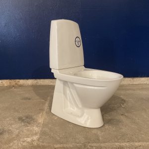 Refurbed Ifö Sign Toilet