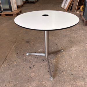 Rundt cafebord