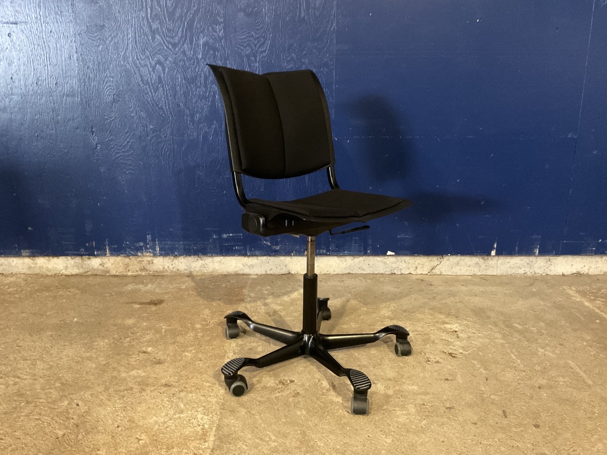 HÅG Conventio W