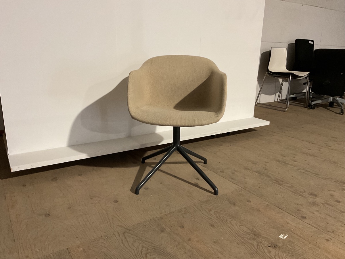Beige Muuto Fiber spisebordsstol - Billede 2
