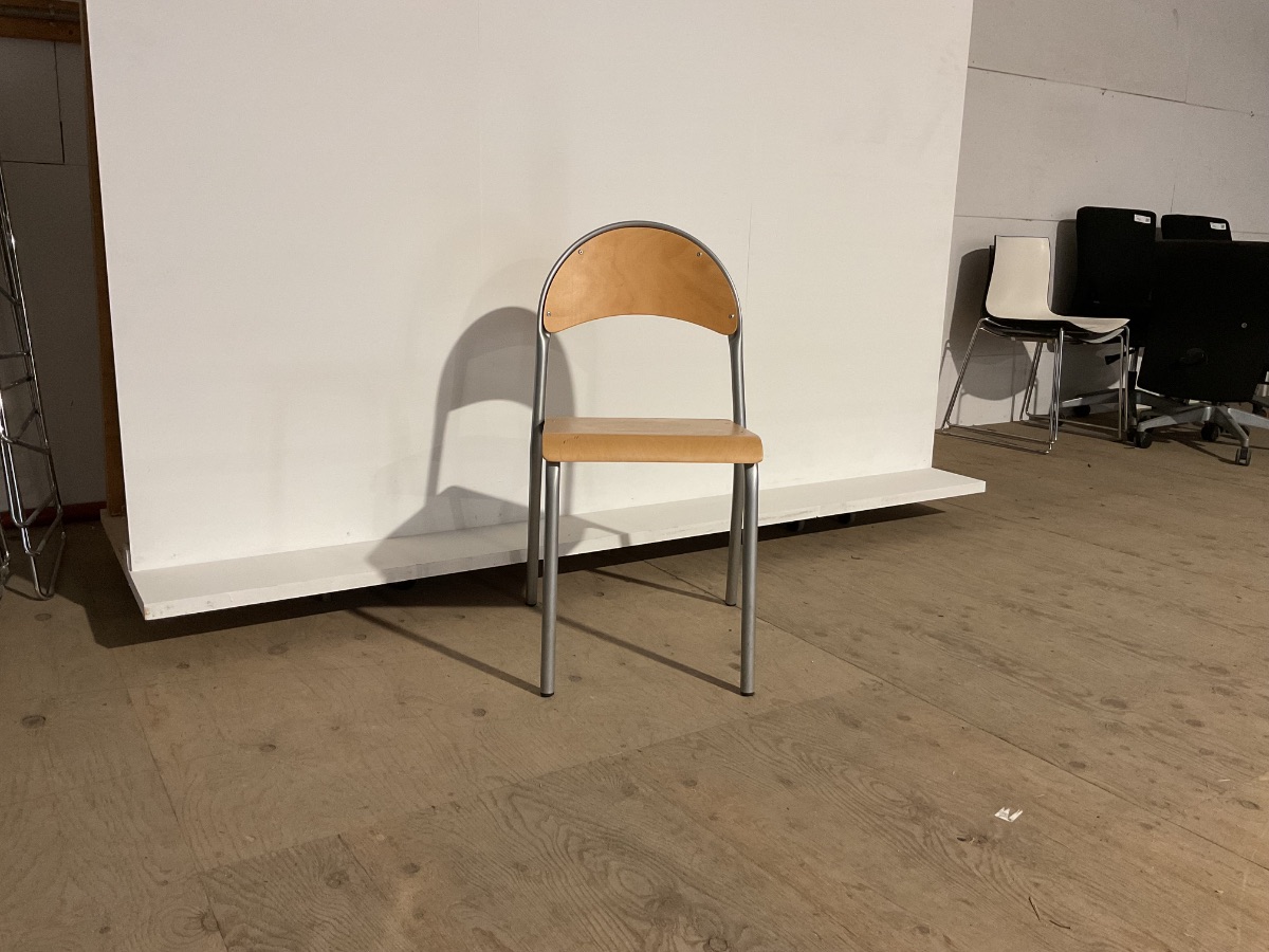 Træ/sølv Stabelstol - Billede 2