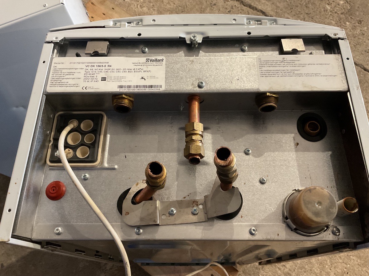 Vaillant Gasfyr + Vaillant Vandbeholder 60 Liter - Billede 6