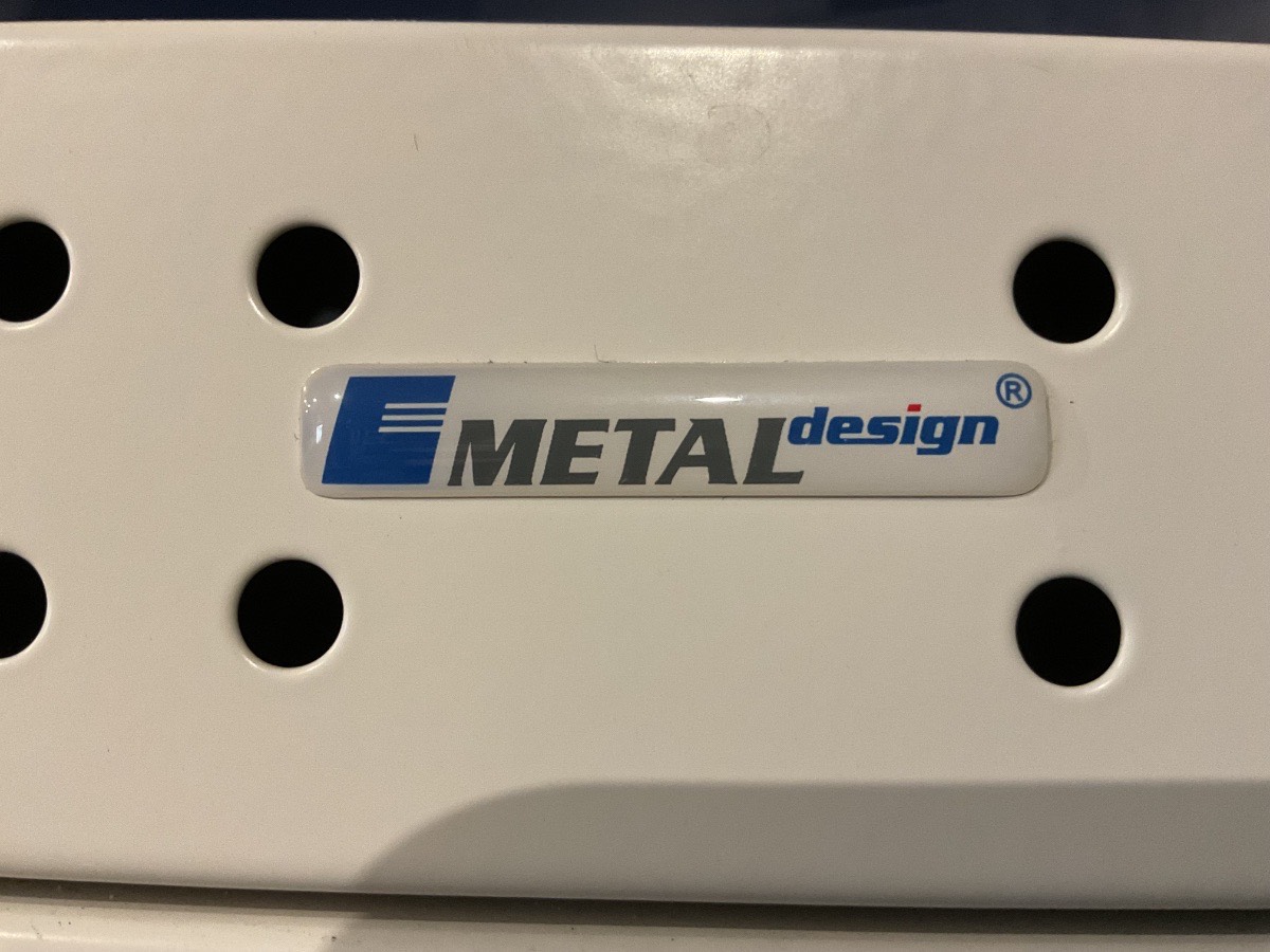 Metal Design Omklædningsskab - Billede 3